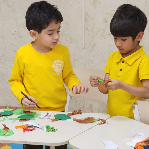 تم آموزشی ایران من، جهان ما - دی ماه 1402 - پیش‌دبستان مصباح دانش - 13