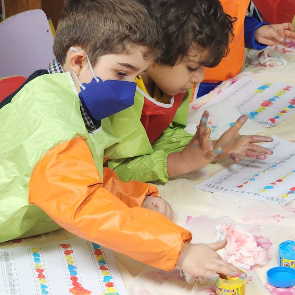 تم آموزشی من و تن - آذر ماه 1402 - پیش‌دبستان مصباح دانش - 24