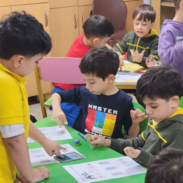 تم آموزشی من و تن - مهرماه 1402 - پیش‌دبستان مصباح دانش - 8