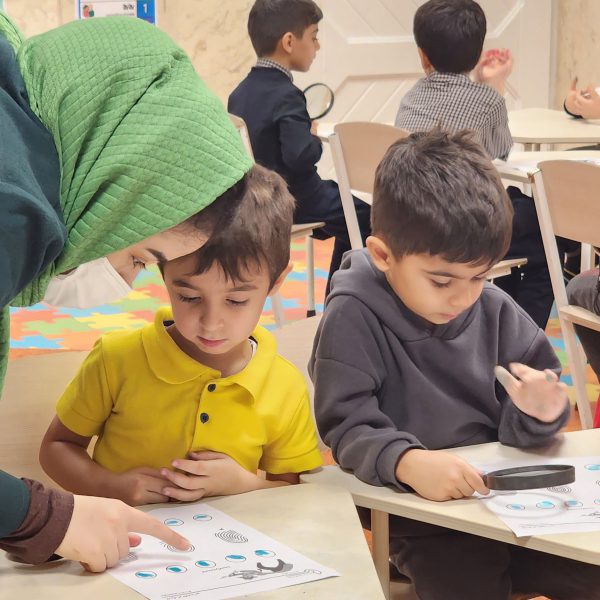 تم آموزشی من و تن - مهرماه 1402 - پیش‌دبستان مصباح دانش - 4