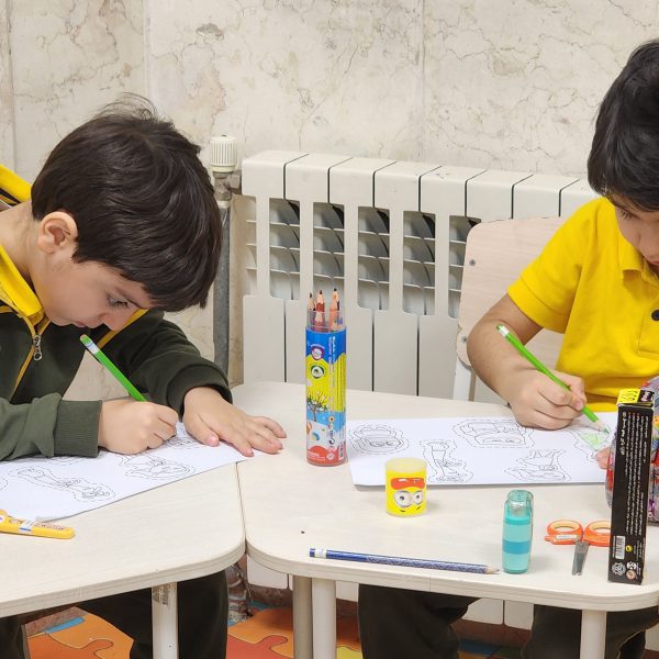 تم آموزشی من و تن - آبان ماه 1402 - پیش‌دبستان مصباح دانش - 26