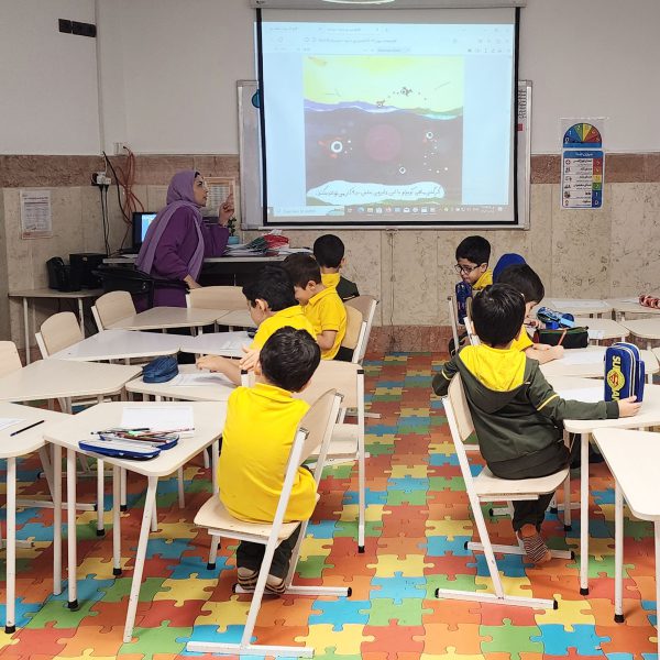 تم آموزشی من و تن - آبان ماه 1402 - پیش‌دبستان مصباح دانش - 6