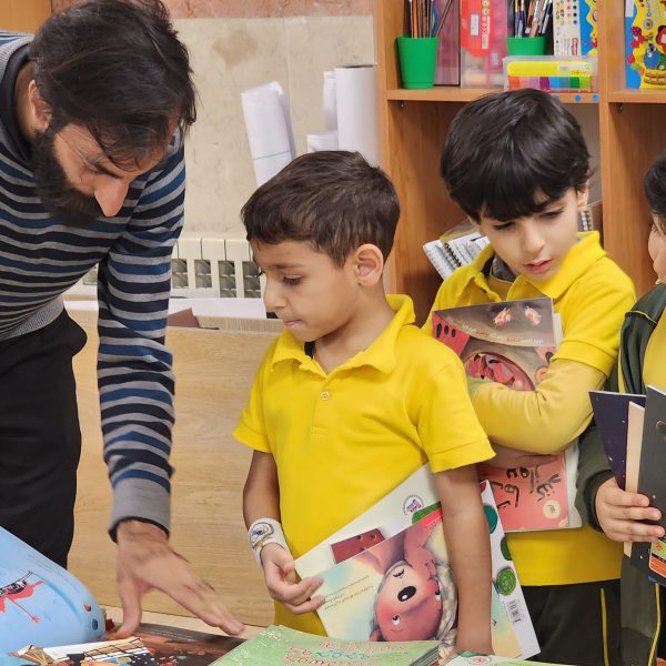 نمایشگاه کتاب - پیش‌دبستان مصباح دانش - 8
