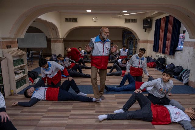 آموزش کمکهای اولیه و امدادو نجات- دوره اول متوسطه