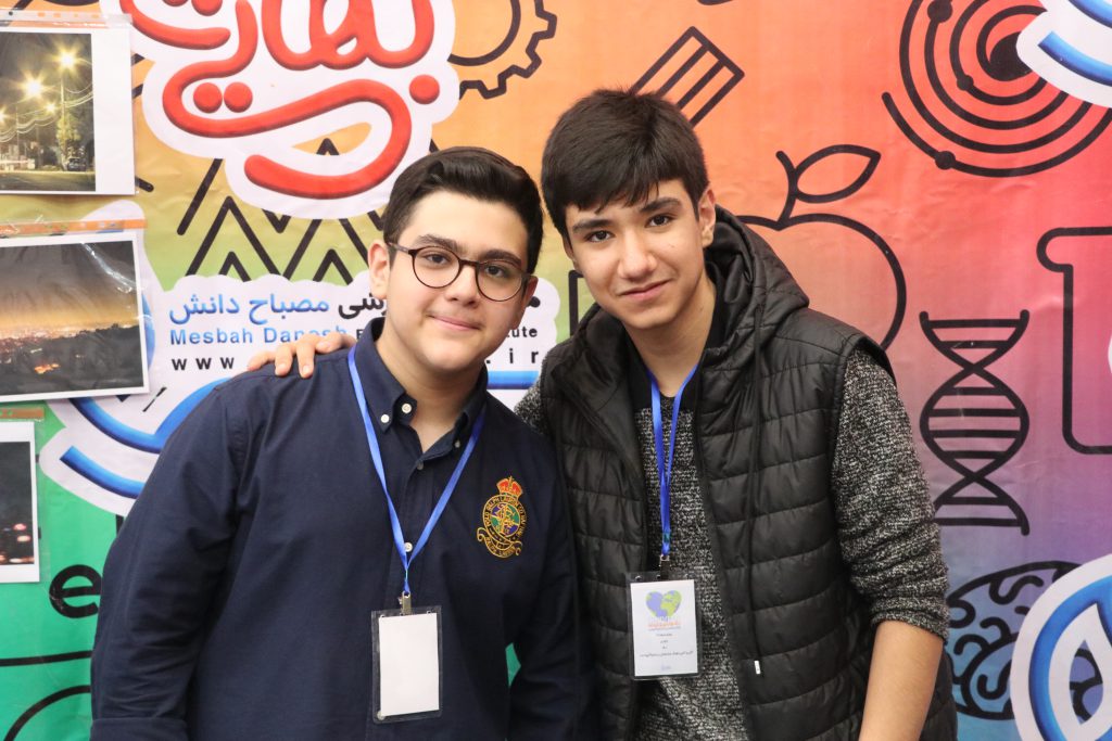 جشنواره شیخ بهایی و یونیورس- دوره اول متوسطه پسرانه