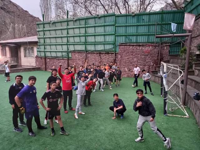 اردوی بلوغ، دوره اول متوسطه پسرانه