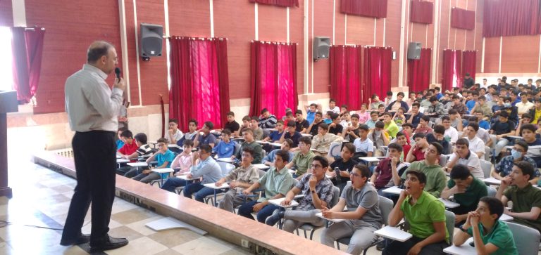 سعدی و شیخ بهایی- دوره اول متوسطه پسرانه