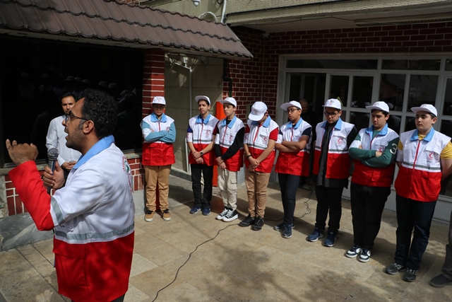 روز جهانی هلال احمر- دوره اول متوسطه پسرانه