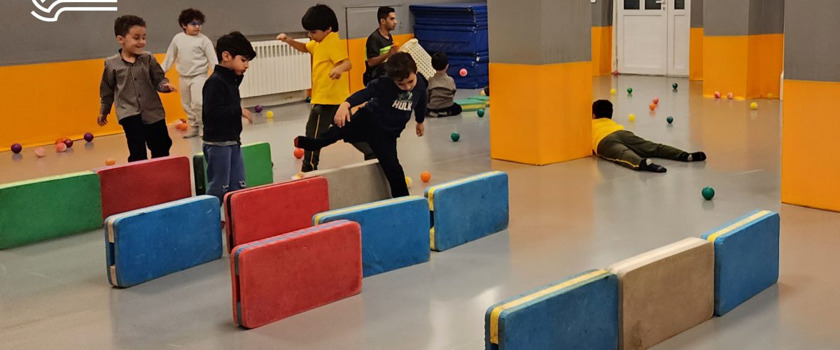 بازی و ورزش – سال تحصیلی 1403-1402 – پیش‌دبستان مصباح دانش-3