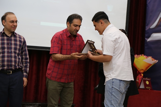 منتخب تصاویر جشن پایان سال هفتم- دوره اول متوسطه پسرانه