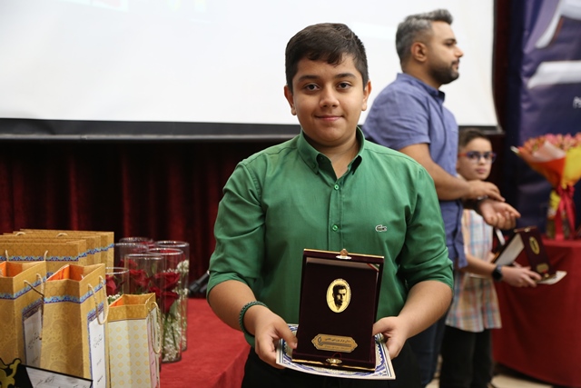 منتخب تصاویر جشن پایان سال هفتم- دوره اول متوسطه پسرانه