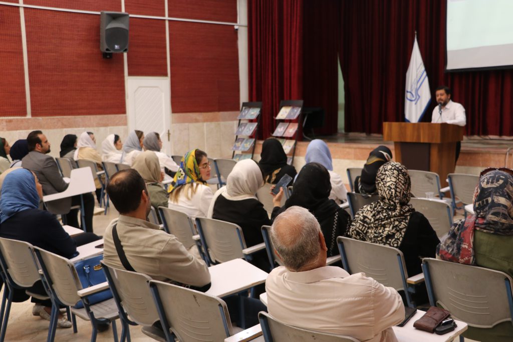 منتخب تصاویر جلسه اولیا پایه هفتم دوره اول متوسطه