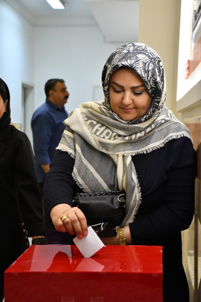 جلسه انتخابات انجمن اولیا و مربیان