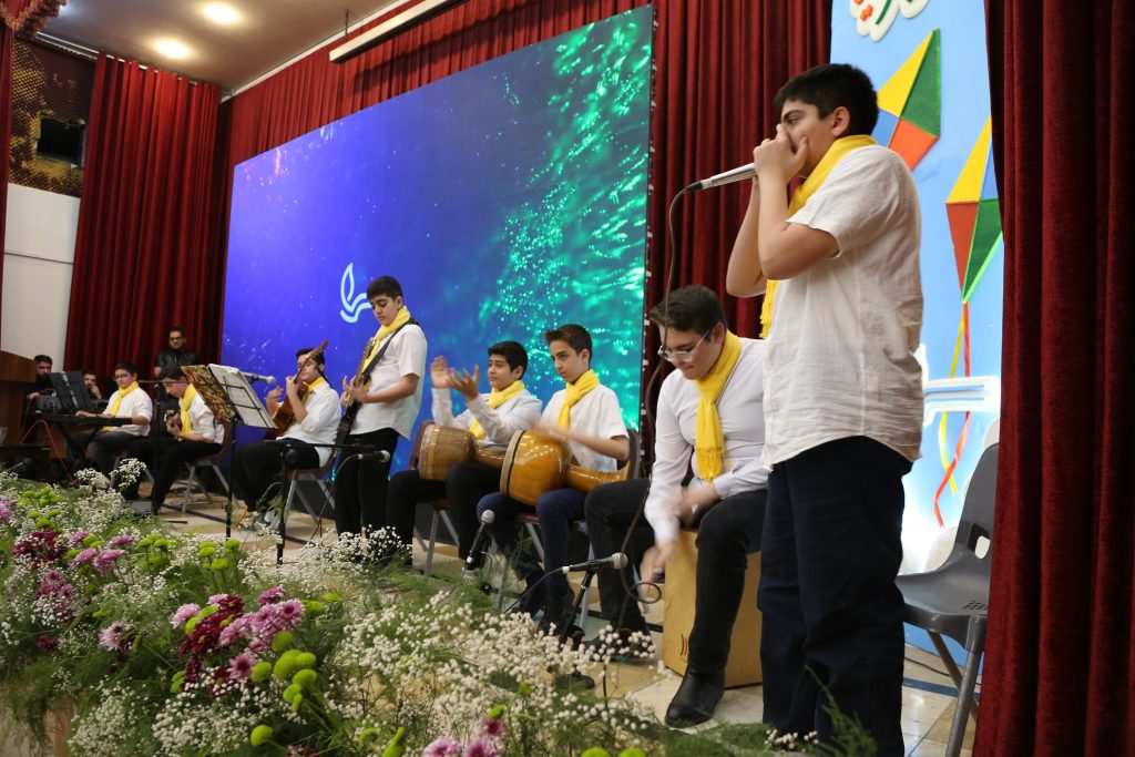 در مسیر شکوفایی - دوره اول متوسطه پسرانه