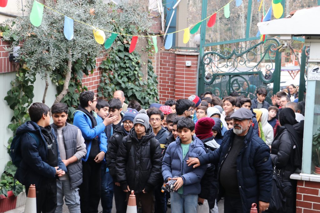 جشنواره خان هفتم - دبیرستان مصباح دوره اول متوسطه پسرانه