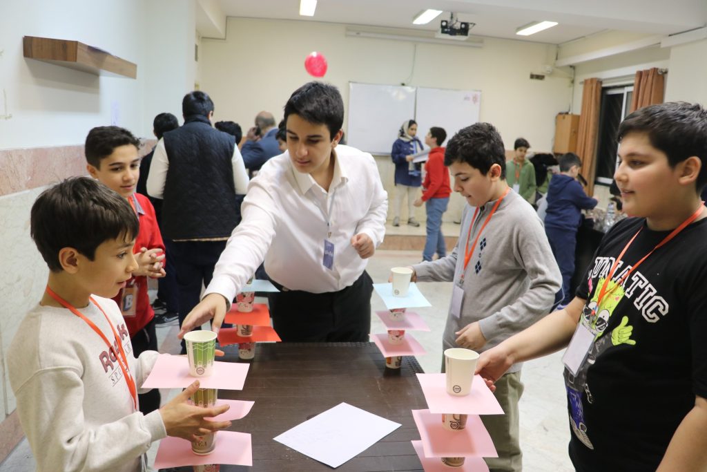 جشنواره خان هفتم - دبیرستان مصباح دوره اول متوسطه پسرانه