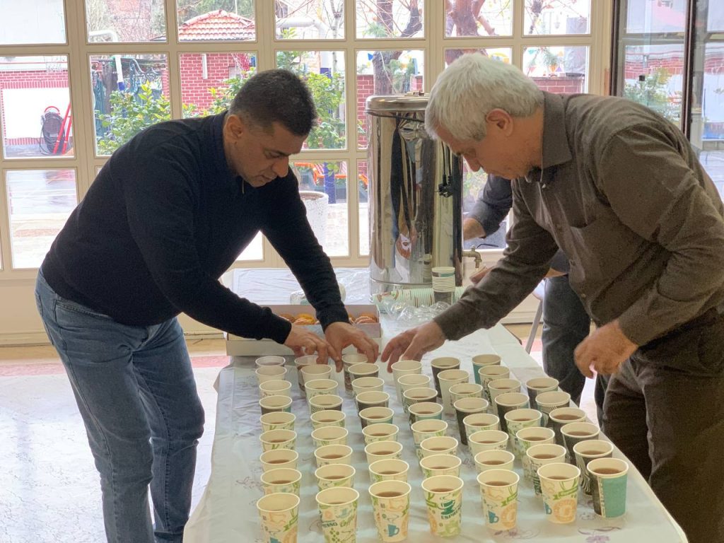 پذیرایی به مناسبت مبعث رسول اکرم. دوره دوم متوسطه پسرانه