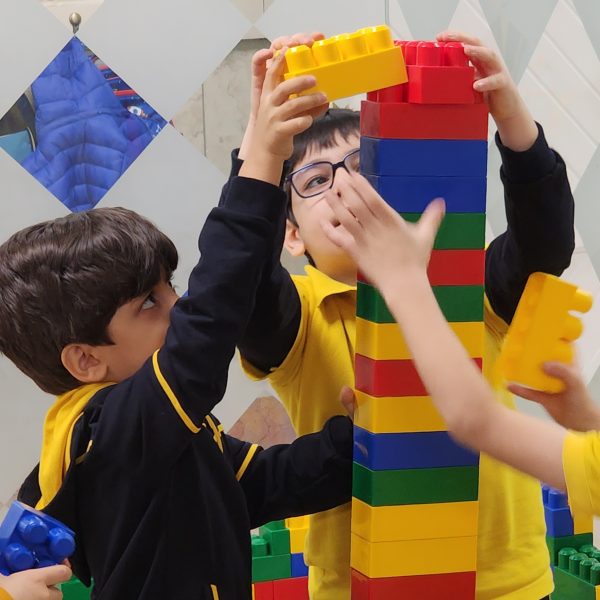 تم آموزشی ایران من، جهان ما – سال تحصیلی 1404-1403 – پیش‌دبستان مصباح دانش - 5