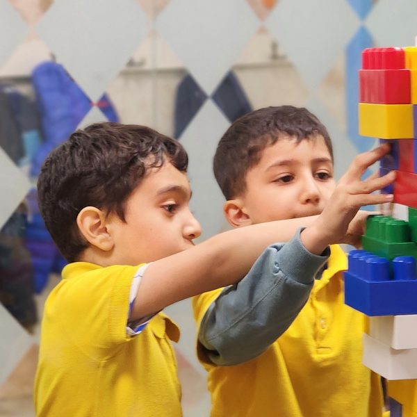 تم آموزشی ایران من، جهان ما – سال تحصیلی 1404-1403 – پیش‌دبستان مصباح دانش - 6