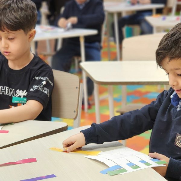 تم آموزشی ایران من، جهان ما – سال تحصیلی 1404-1403 – پیش‌دبستان مصباح دانش - 59