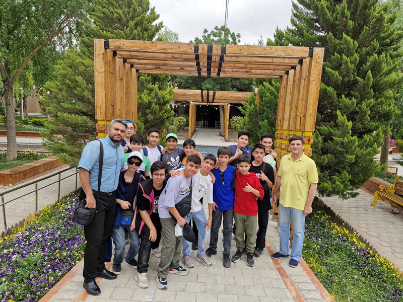 اردوی اصفهان پایه هفتم دوره اول متوسطه پسرانه