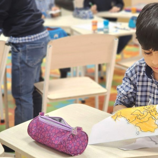 تم آموزشی زمین ما– سال تحصیلی 1404-1403 – پیش‌دبستان مصباح دانش - 1