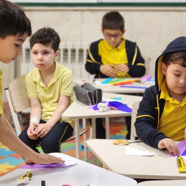 تم آموزشی زمین ما– سال تحصیلی 1404-1403 – پیش‌دبستان مصباح دانش - 17