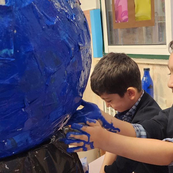 تم آموزشی زمین ما– سال تحصیلی 1404-1403 – پیش‌دبستان مصباح دانش - 2