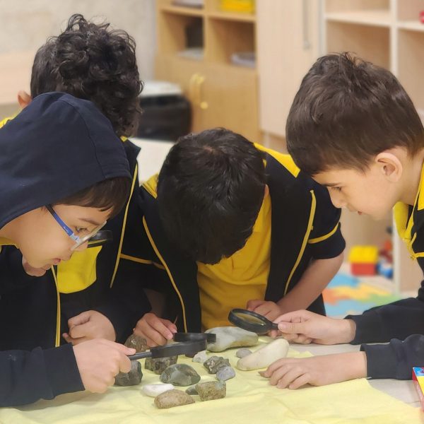 تم آموزشی زمین ما– سال تحصیلی 1404-1403 – پیش‌دبستان مصباح دانش - 27