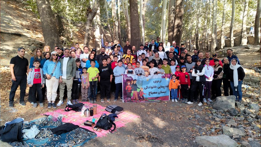 اردوی کوهنوردی- دبستان
