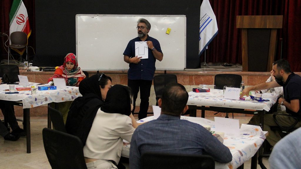 آموزش خانواده پایه اول - دبستان